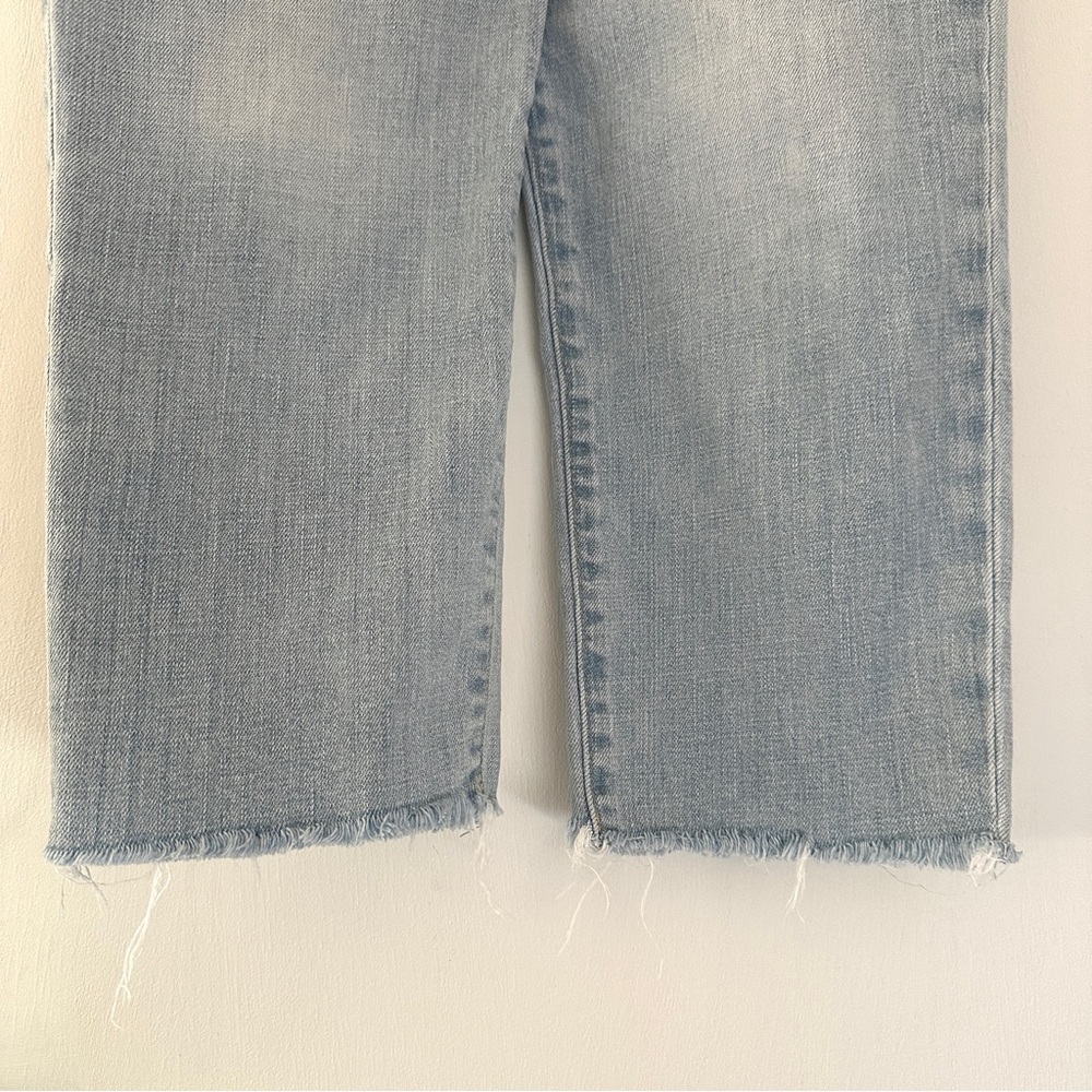 GAP Mid Rise Girlfriend Jeans with Washwell, Light Wash, size 28 SHORT - Picture 4 of 10